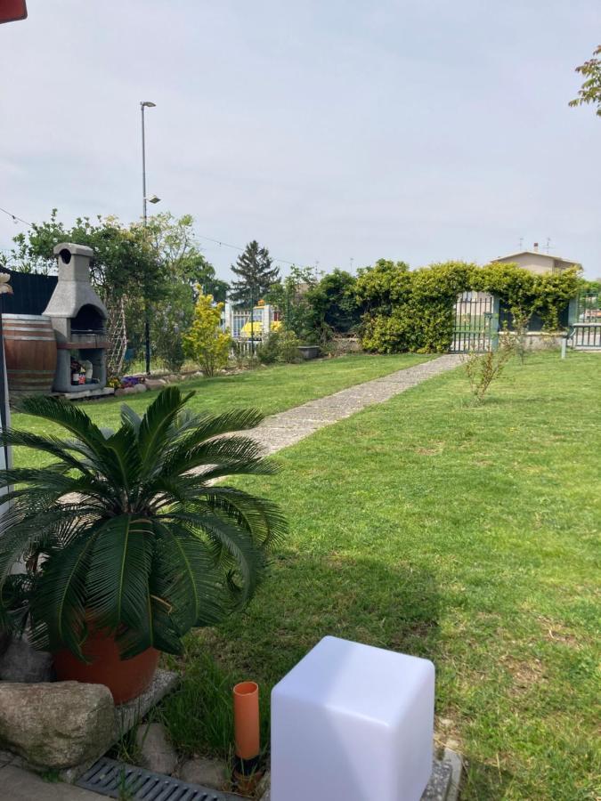 Garda Art&Garden Villa Volta Mantovana Buitenkant foto